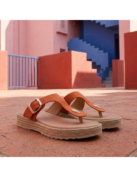 sandalia esclava dedo para mujer de piel serraje coral colección Pura Vida 2026