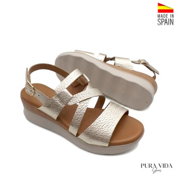 sandalias de piel con tiras cruzadas y cuña media