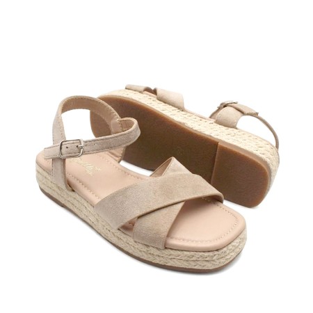 Sandalias con plataforma niña beige conjunto vista frontal