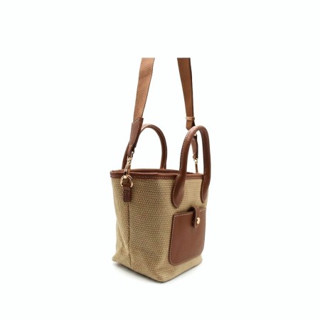 bolso rafia beige con asas cortas y correa larga ajustable