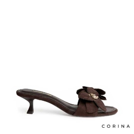 sandalia tacon bajo marron mujer flor corina