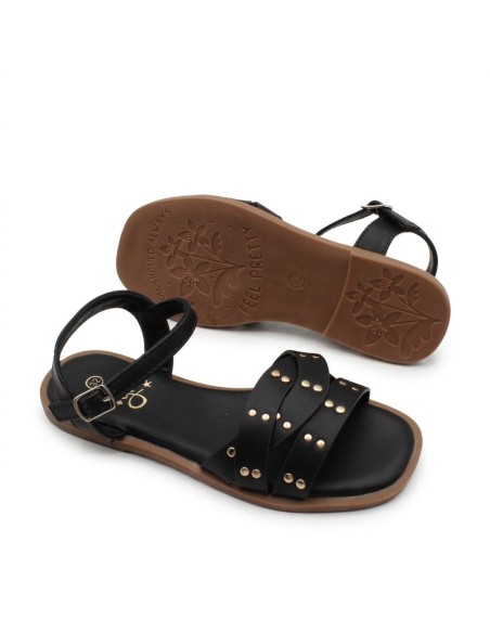 sandalias niña negras elegantes con tachuelas y suela marron