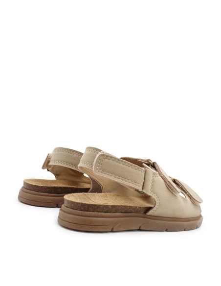 sandalias niño beige con triple cierre velcro detalle lateral