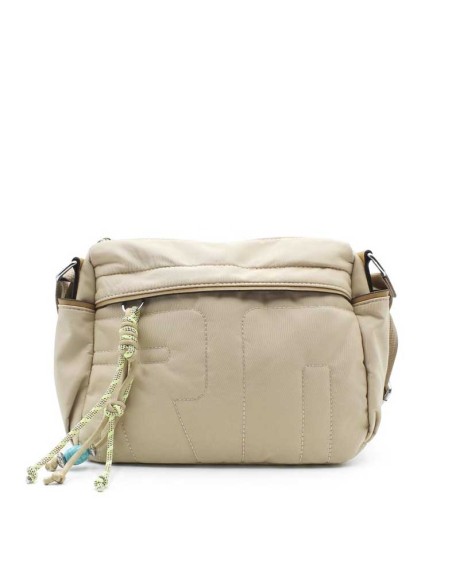 bolso beige acolchado detalle cremallera y colgante