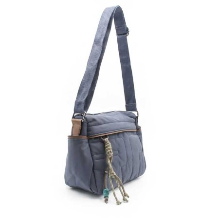 bolso azul acolchado detalle cremallera y cordon