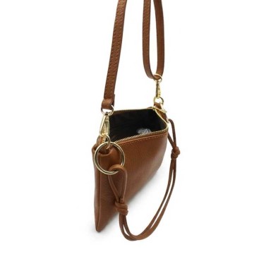 bolso marron piel detalle cremallera superior
