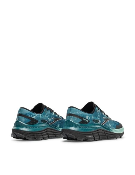 zapatillas trail running largas distancias joma
