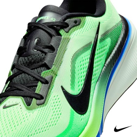 Detalle upper transpirable Nike Pegasus 42 verde