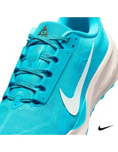 Detalle upper técnico Nike ACG Pegasus Trail hombre