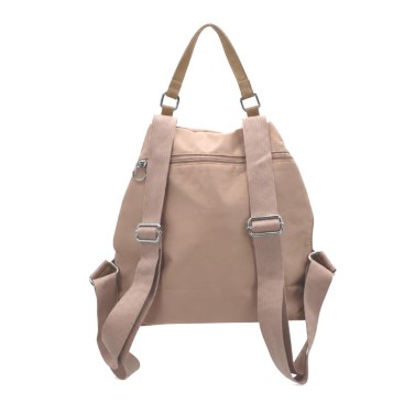 Mochila rosa maquillaje mujer vista trasera con asas regulables.