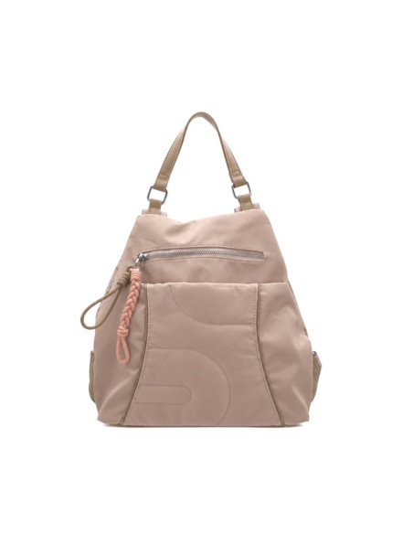 Mochila rosa mujer de nylon con bolsillo frontal y cremallera superior.