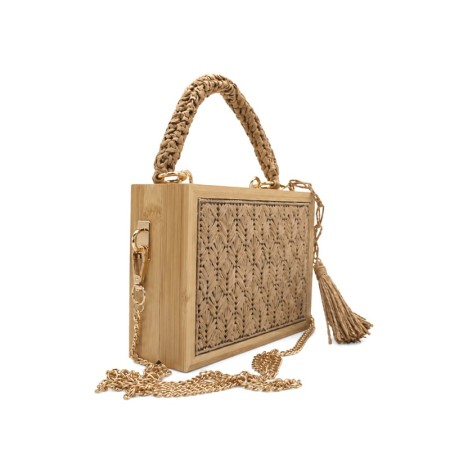 Bolso de ratán mujer con cadena dorada extraíble y borlas decorativas.