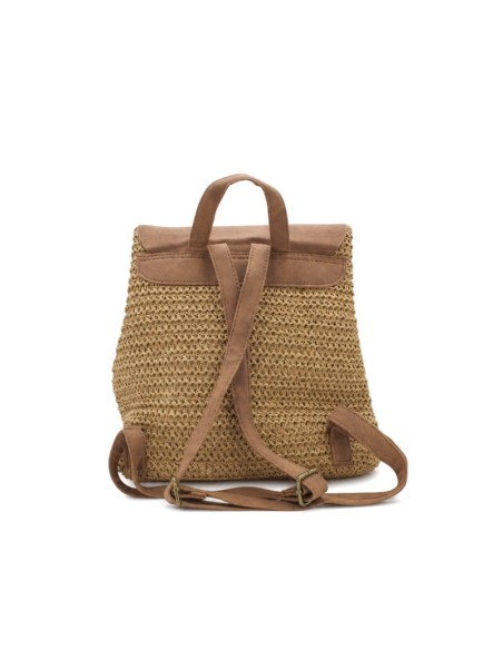 Vista trasera de mochila vintage natural con tirantes ajustables.