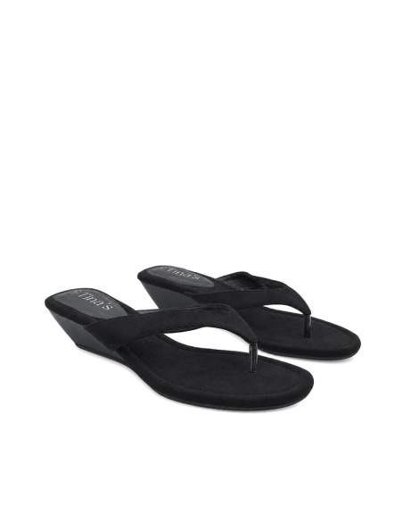 sandalia negra mujer estilo kitten heel verano