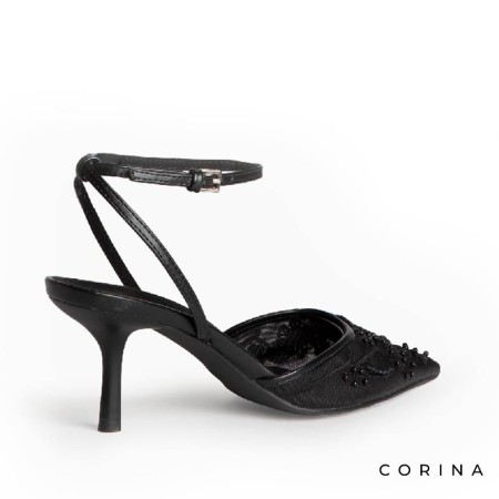 Zapato Corina negro con bordado floral y pulsera