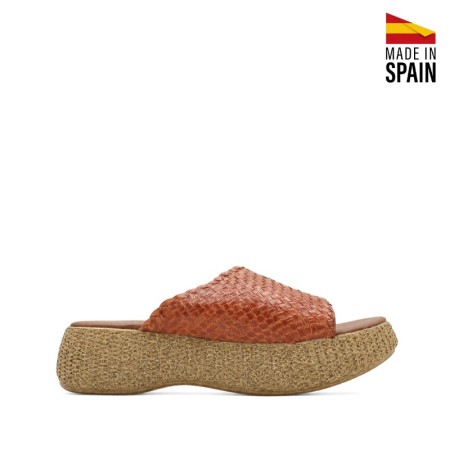 Zueco naranja y verde de plataforma Toscana