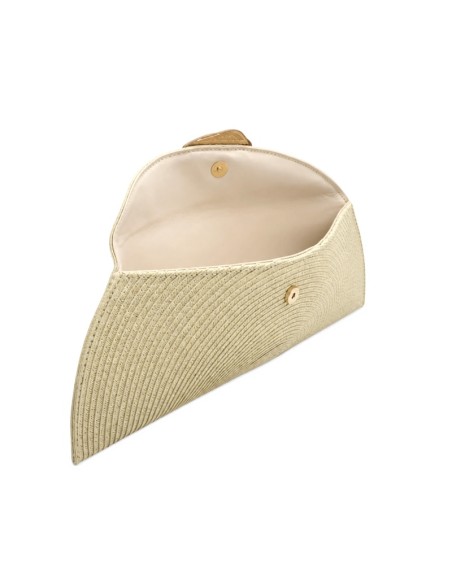 Clutch beige de rafia con solapa y cierre clip