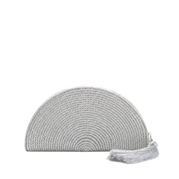 Cartera mano mimbre plata con forma de abanico