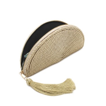 Clutch dorado en forma de abanico con cremallera