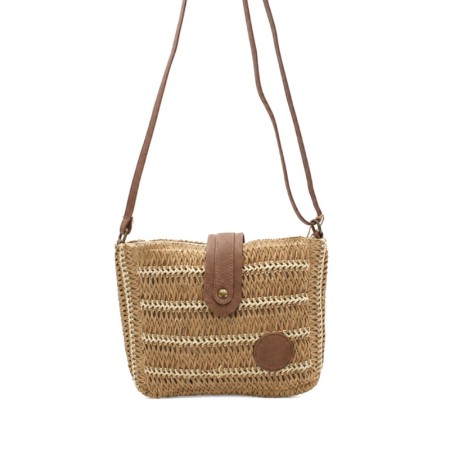 Bolso bandolera tipo rafia natural con detalles camel y asa regulable