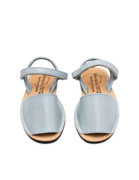 menorquinas azul claro niña hechas en España con velcro