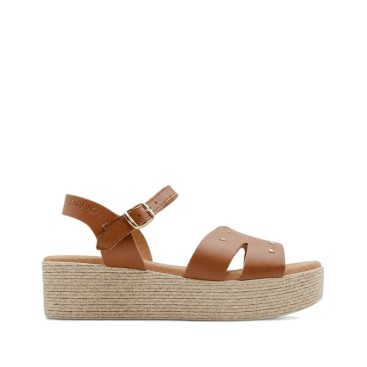 sandalias piel tachuelas camel