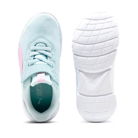 Zapatillas Puma aguamarina y rosa vistas desde arriba con suela blanca flexible