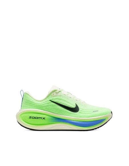 Nike Vomero Plus verde hombre vista lateral con mediasuela ZoomX