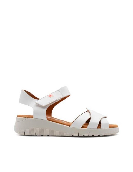 sandalias blancas de cuña baja de piel