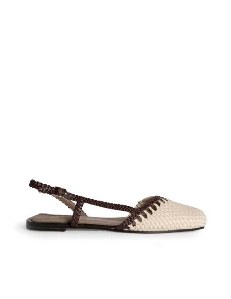 zapato plano mujer beige trenzado con tiras marrones