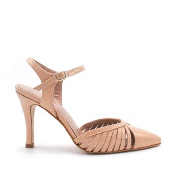 zapatos tacón charol rosa