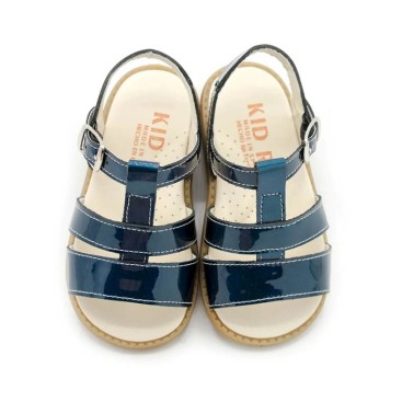 sandalias niña azul marino de charol