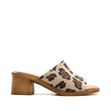 Sandalias piel Leopardo Tacón