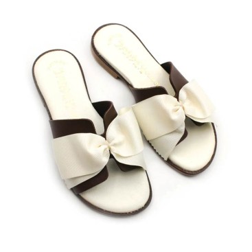 Sandalias Planas con Lazo