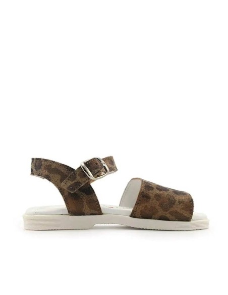 Sandalia animal print para niña