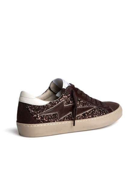 Zapatilla glitter mujer marrón Corina con rayo lateral vista trasera