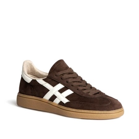 Zapatillas Corina marrón chocolate con rayas blancas