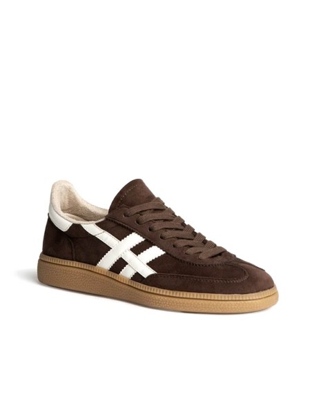 Zapatillas Corina marrón chocolate con rayas blancas