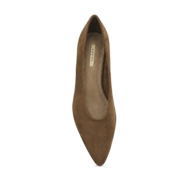 zapato salon camel mujer vista superior
