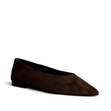 Bailarina marrón chocolate de mujer vista tres cuartos