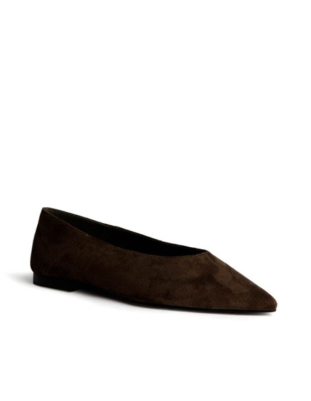 Bailarina marrón chocolate de mujer vista tres cuartos