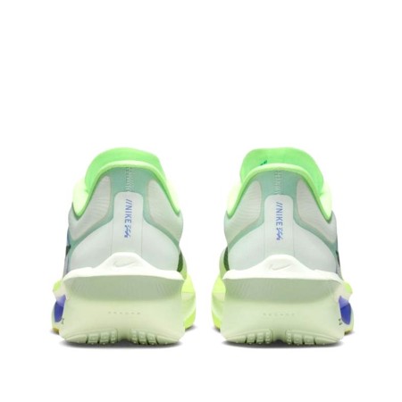 Vista trasera de zapatillas Nike Zoom Fly 6 hombre color verde