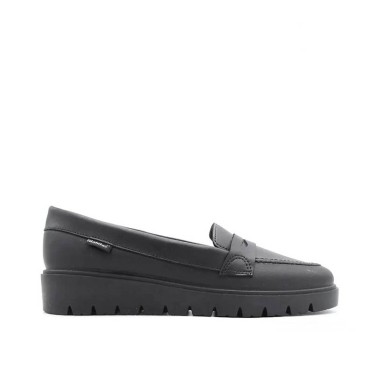 mocasín colegial niña azul marino vista lateral con suela de goma dentada