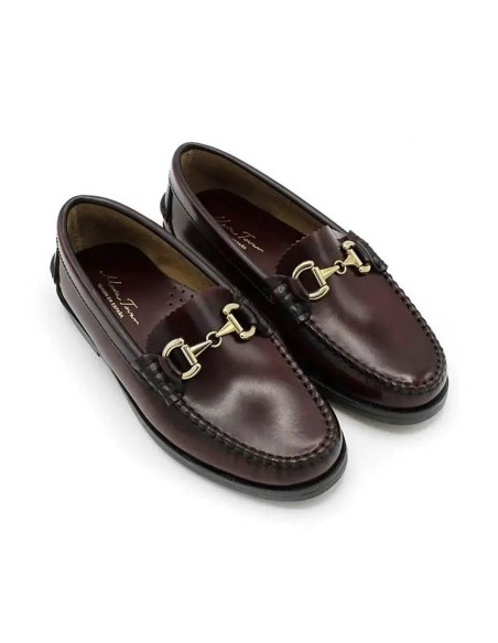 MOCASÍN CASTELLANO burdeos con cadena dorada