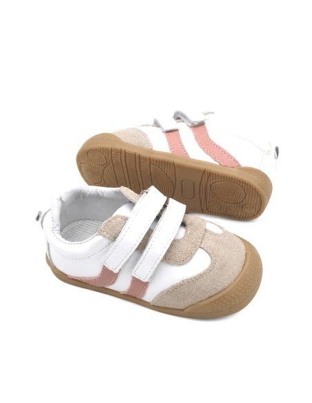 Zapatillas infantiles barefoot blancas beige y rosa con suela flexible