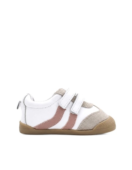 Zapatillas blancas beige y rosa niña con puntera amplia vista lateral