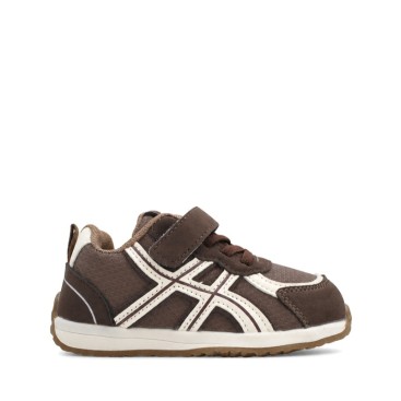 Zapatillas deportivas niño marrón con velcro y suela de goma