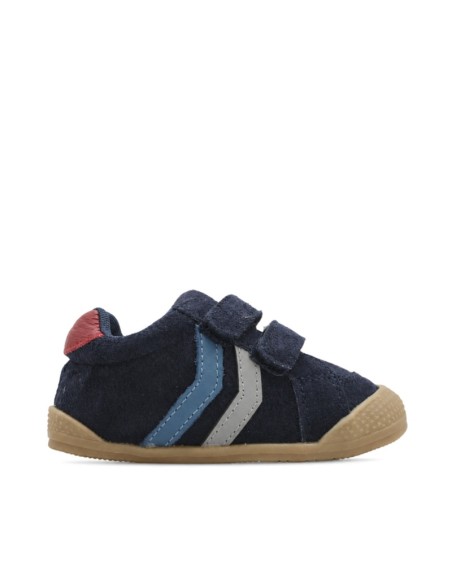Zapatillas niño azul marino de serraje barefoot vista trasera con detalle burdeos