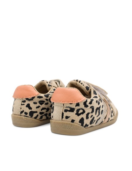 Zapatillas leopardo niña de serraje vista trasera