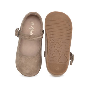 Merceditas infantiles beige de antelina con tira de hebilla